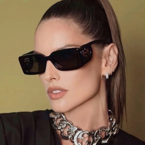 NEW GUCCI GG1325S 001 SQUARE BLACK WOMEN GUCCI SUNGLASSES - Picture 4 of 14